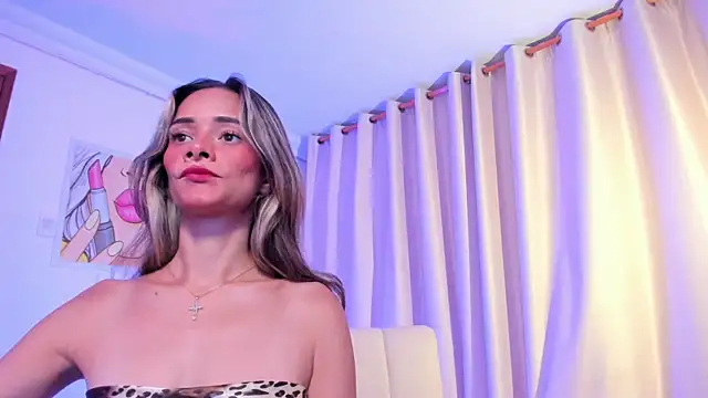 SkiinnyAna online show from 01/10/26, 07:37