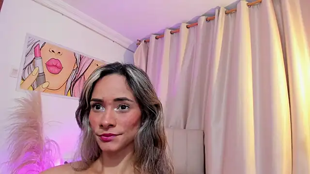 SkiinnyAna online show from 04/11/26, 07:40