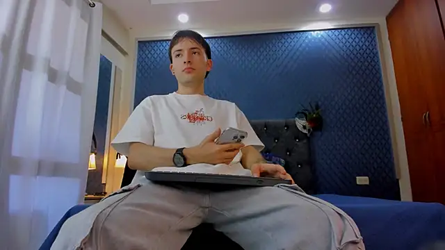 bower and colucci online show from 01/23/25, 02:07