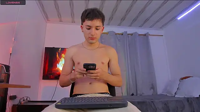 bower and colucci online show from 10/06/25, 03:04