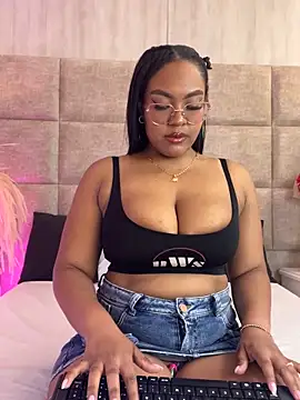 Esmeralda Duarte online show from 02/09/26, 04:05