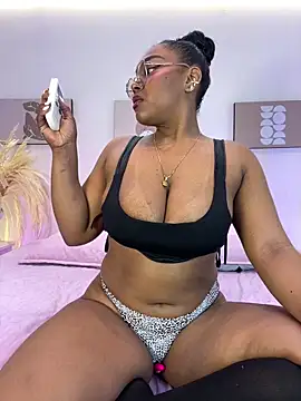 Esmeralda Duarte online show from 04/14/26, 04:51