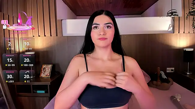 Snapshot of miel_gomez chatting on 06/04/26, 10:38 miel gomez online show from 06/04/26, 10:38