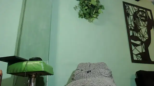 thirstymoonxx online show from 12/09/24, 04:34