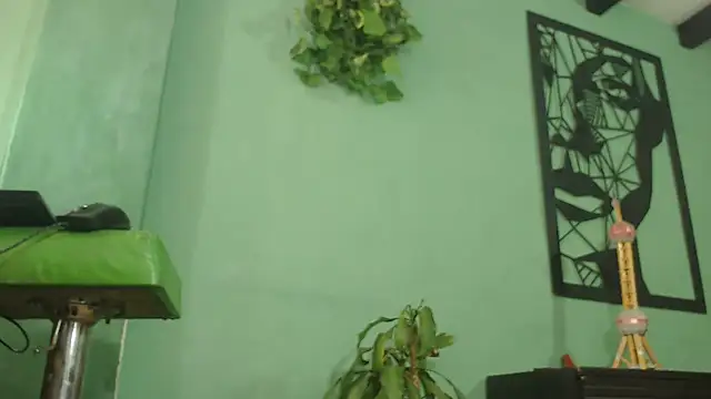 thirstymoonxx online show from 09/14/25, 07:57