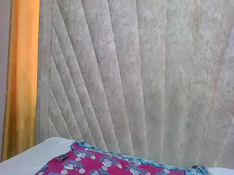 Sexy Villagegal online show from 06/05/26, 08:53
