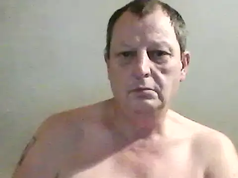 Snapshot of chubbybear2cum chatting on 12/11/24, 01:58 chubbybear2cum online show from 12/11/24, 01:58
