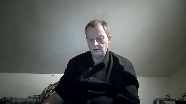 Snapshot of chubbybear2cum chatting on 05/01/26, 01:32 chubbybear2cum online show from 05/01/26, 01:32