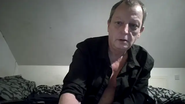 Snapshot of chubbybear2cum chatting on 05/15/26, 12:50 chubbybear2cum online show from 05/15/26, 12:50
