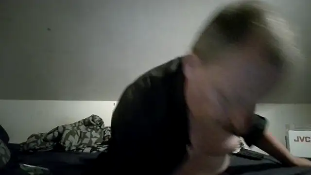 Snapshot of chubbybear2cum chatting on 06/03/26, 01:19 chubbybear2cum online show from 06/03/26, 01:19