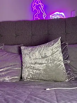 IrishTeenBarbie69 online show from 01/05/25, 09:47