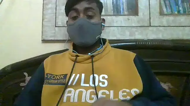 Snapshot of LUSTY_SHUBH_31 chatting on 01/30/25, 09:57 LUSTY SHUBH 31 online show from 01/30/25, 09:57