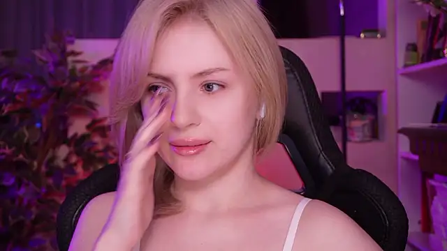 Chriss Fox online show from 03/14/26, 05:18