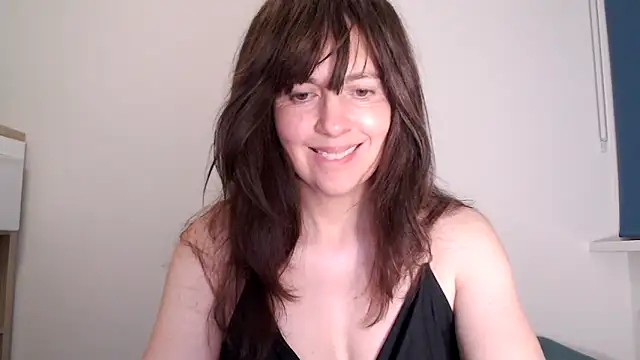 Ella Next Door online show from 03/23/26, 09:41