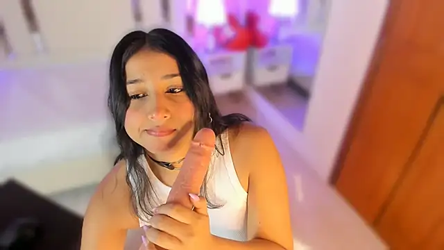 Miliaangeles online show from 10/02/25, 12:34