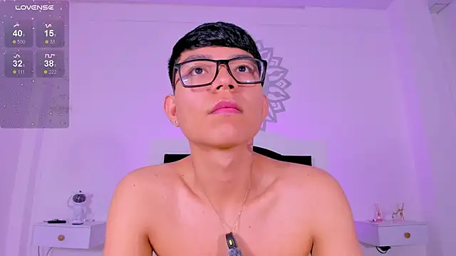 CodyTwink online show from 03/31/26, 02:17