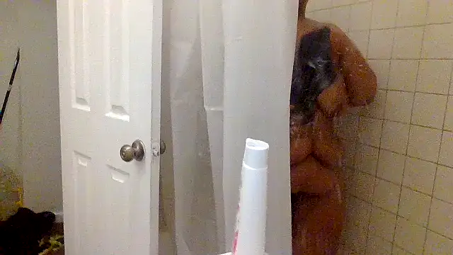 AllLeggs online show from 12/03/24, 02:36