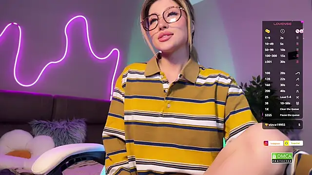 ellie miu online show from 12/20/24, 09:06