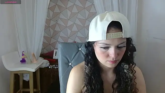 mapelove online show from 01/16/25, 02:19