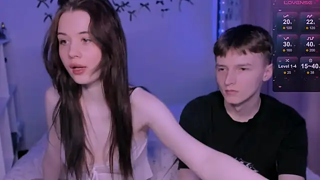 CoddleWeeper  online show from 02/24/26, 02:04