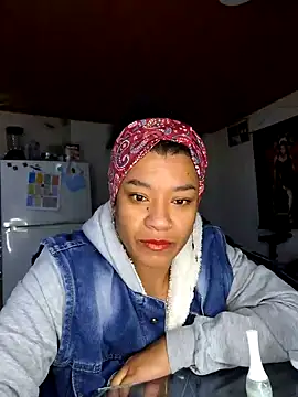 Snapshot of Selket11 chatting on 01/05/25, 11:26 Selket11 online show from 01/05/25, 11:26