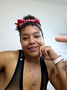 Snapshot of Selket11 chatting on 01/10/25, 01:52 Selket11 online show from 01/10/25, 01:52