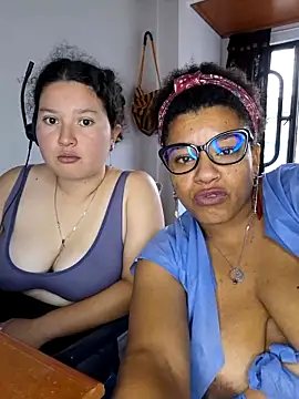 Snapshot of Selket11 chatting on 03/09/25, 05:39 Selket11 online show from 03/09/25, 05:39