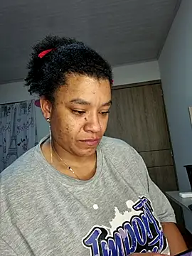 Snapshot of Selket11 chatting on 10/03/25, 10:51 Selket11 online show from 10/03/25, 10:51