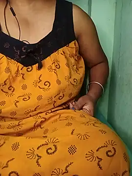 Snapshot of Ritababhi chatting on 03/11/25, 06:41 Ritababhi online show from 03/11/25, 06:41