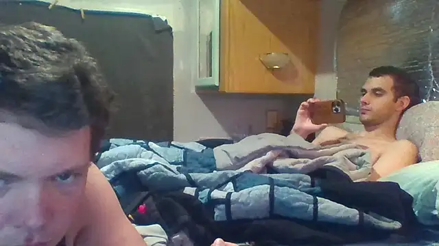 Snapshot of Deafguyproud69 chatting on 10/18/25, 04:30 Deafguyproud69 online show from 10/18/25, 04:30