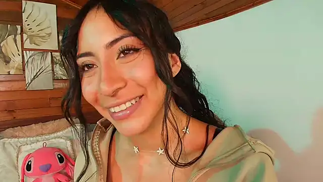 amber curly online show from 10/24/25, 09:11