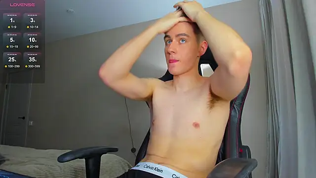 TaisonBrownX online show from 01/02/25, 08:02