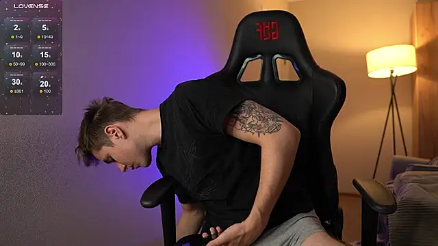 TaisonBrownX online show from 03/13/25, 07:28