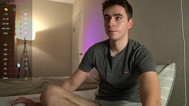 TaisonBrownX online show from 10/01/25, 07:20