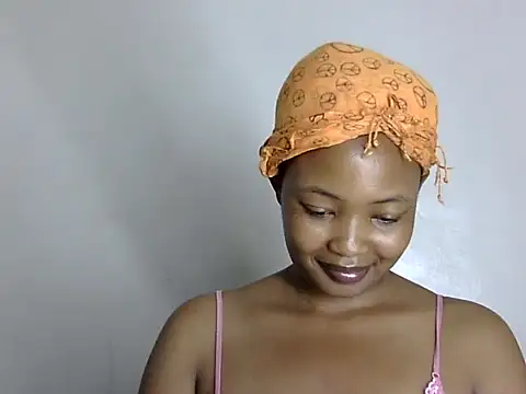 Snapshot of Q_amor2 chatting on 01/30/25, 12:59 Q amor2 online show from 01/30/25, 12:59