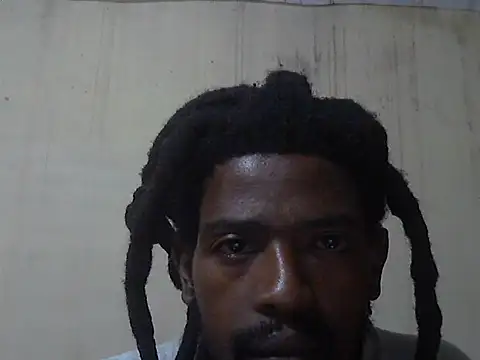 Snapshot of gldnmvsk_XO chatting on 02/22/26, 10:08 gldnmvsk XO online show from 02/22/26, 10:08