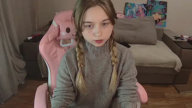 Olivka Grr online show from 11/22/25, 03:00