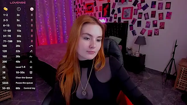 BellaTorne  online show from 03/01/25, 04:00