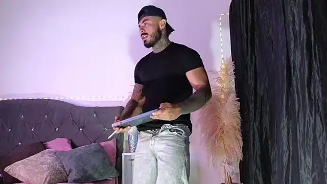 john cartter1 online show from 03/28/26, 12:05