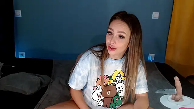 Snapshot of AnnaMaee chatting on 12/16/24, 05:27 AnnaMaee online show from 12/16/24, 05:27