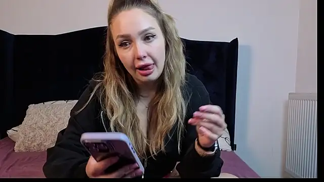 AnnaMaee online show from 02/20/26, 11:05