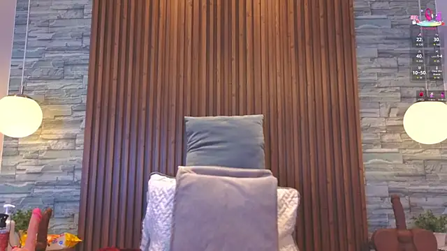 Snapshot of alannavidal chatting on 07/17/26, 03:35 alannavidal online show from 07/17/26, 03:35