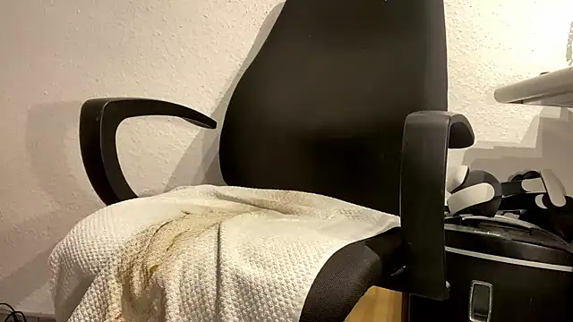 Geilerjung69 online show from 02/11/26, 04:34