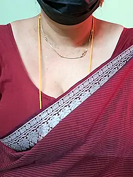 Snapshot of ananya956 chatting on 03/17/25, 10:06 ananya956 online show from 03/17/25, 10:06