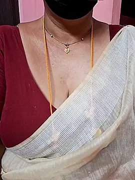 ananya956 online show from 11/07/25, 12:54