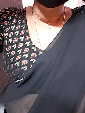 ananya956 online show from 11/30/25, 11:25