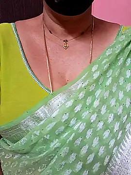 ananya956 online show from 02/19/26, 04:47