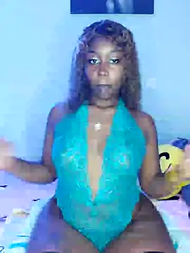 Snapshot of Lyiaspark chatting on 11/18/25, 12:53 Lyiaspark online show from 11/18/25, 12:53