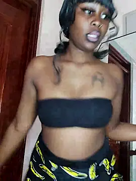 Snapshot of Lyiaspark chatting on 12/20/25, 11:06 Lyiaspark online show from 12/20/25, 11:06