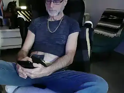 Snapshot of Towndude123 chatting on 02/23/26, 08:17 Towndude123 online show from 02/23/26, 08:17